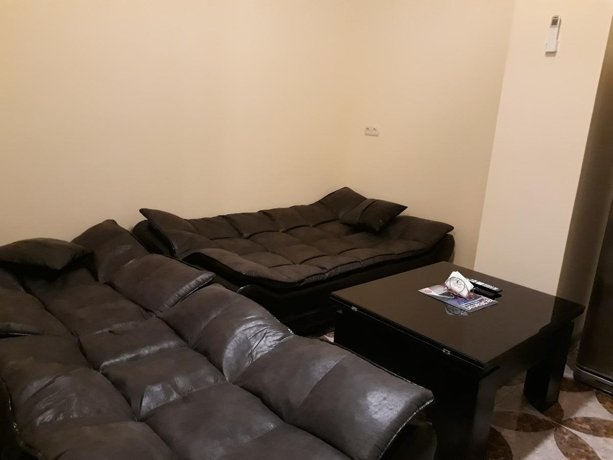 Appartement Melania'S House à Batoumi Extérieur photo